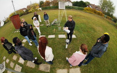 Students visiting Observatory of OMSZ
