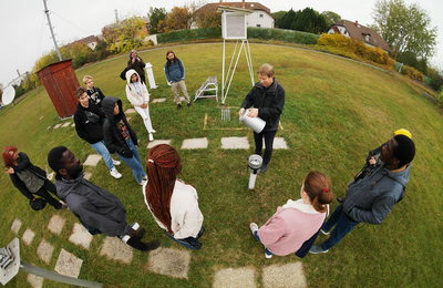 Students visiting Observatory of OMSZ