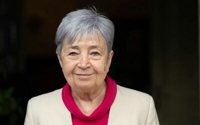 Bányai Éva: A befolyásolás és ellenállás pszichológiája