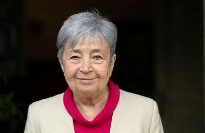 Bányai Éva: A befolyásolás és ellenállás pszichológiája