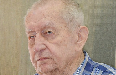 Gazda József: A vasfüggönyön innen és túl
