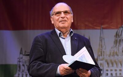 Társadalomtudósok három rendszerváltás idején – Majtényi László hetvenöt