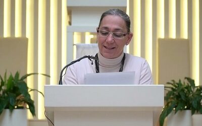 Berzsenyi Emese: A fogyatékosság és a fogyatékos személyek megítélése ábrahámi vallások szent könyvei szerint