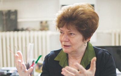 „Kutatni kell!” – Könyvvita Kardos Julianna könyvéről, felkért hozzászóló Hargittai István